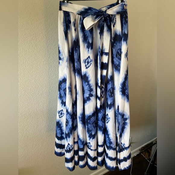Blue Tie-Dye Maxi Skirt - Size M - Picture 1 of 4